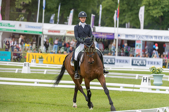 JULIA  KRAJEWSKI (GER) AND CHIPMUNK FRH
