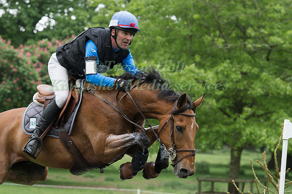 Denis  Mesples (FRA) riding  Olipper Schervil