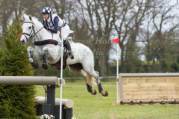 EMMA MANTON (GBR) AND TULLAMORE DEW II