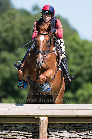 LOUISA LOCKWOOD (GBR) RIDING DIAMOND RUCTIONS