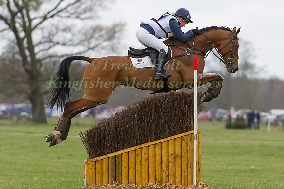 Laura Collett riding Pamero 4