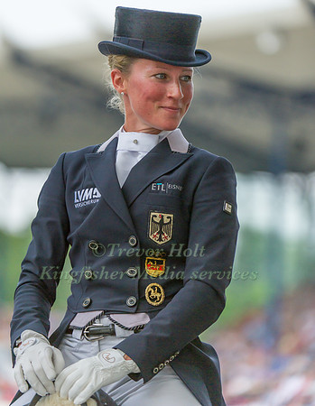 Helen Langehanenberg