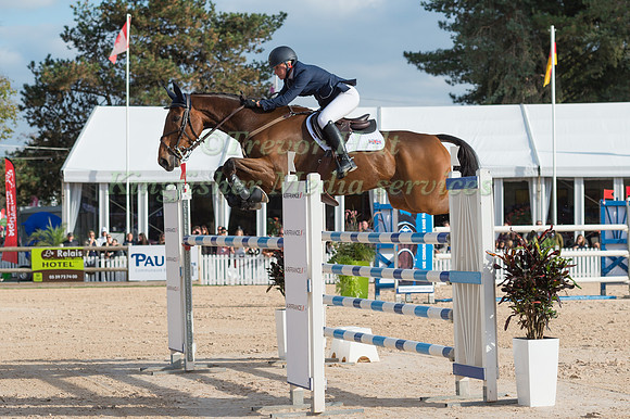 Georgie STRANG (GBR) AND COOLEY EARL