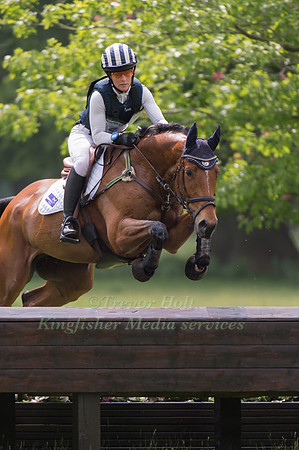 Caroline  Powell (NZL) riding  Shepherds Watch