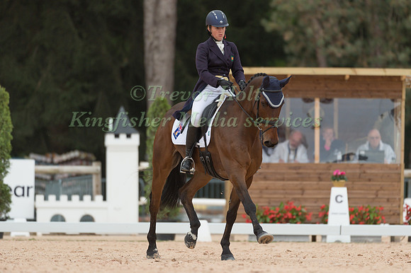 Kate Honey (GBR) Fernhill Now or Never