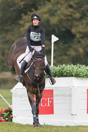 ELIZABETH POWER RIDING DSL THE ENTERTAINER