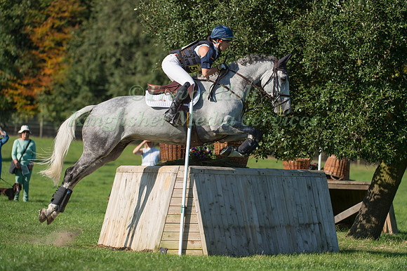 Victoria Gibson riding Lismakeera Sambuca
