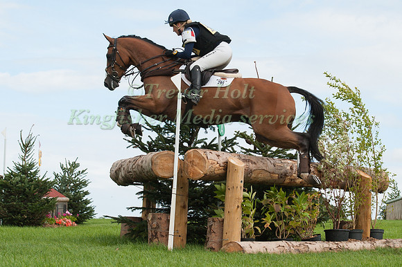 Laura Collett and Controe