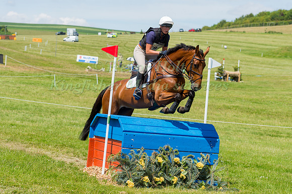 FLORA HARRIS (GBR) AND MAGNIFIQUE VAN DE DOORNHAAG