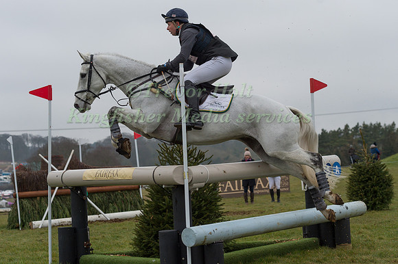 HARRY DZENIS  RIDING XAM (HC)