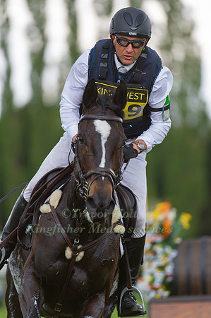 Bill  Levett (AUS) Riding  Scarlett O Tara