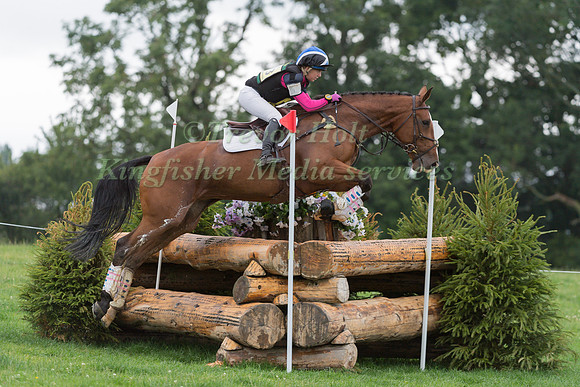 Morven Pringle AND MISS CONTENDER