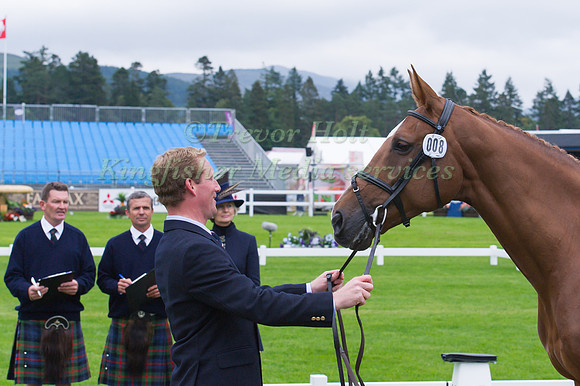 Oliver Townend of Great Britain with Fenyas Elegance