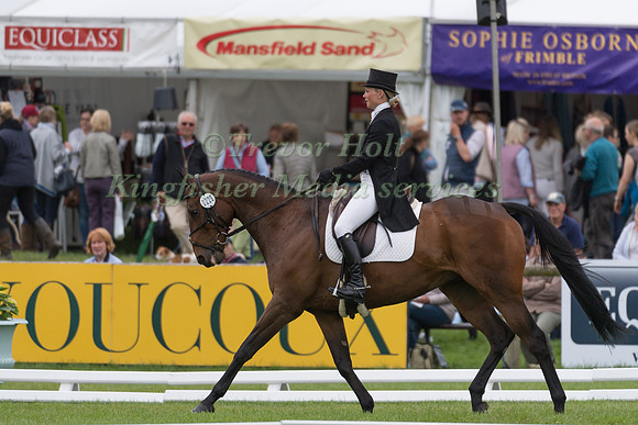 SARAH WAY (GBR) AND BALLADEER DURBAN HILLS