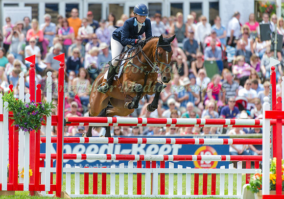 Jodie Amos and Wise Crack