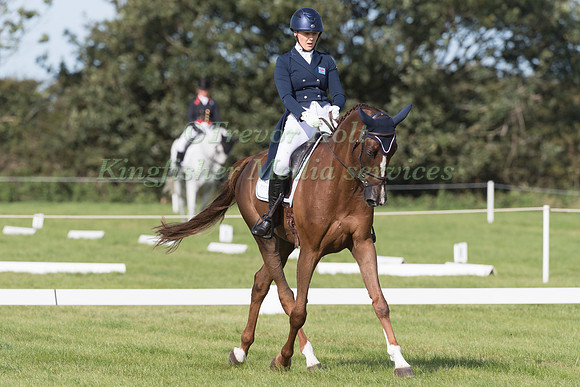 YASMIN INGHAM AND BANZAI DU LOIR