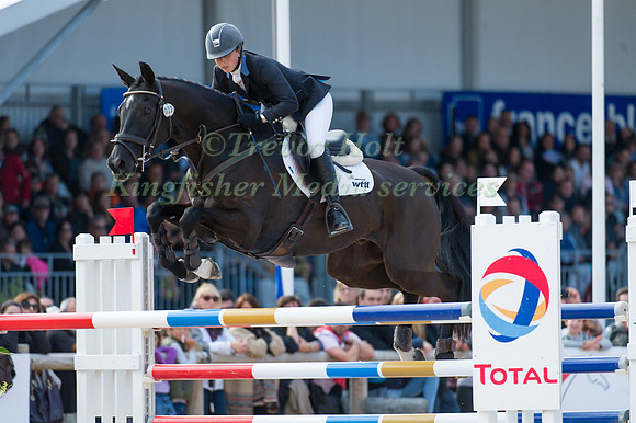 Kirsty Johnston of Great Britain riding Opposition Detective