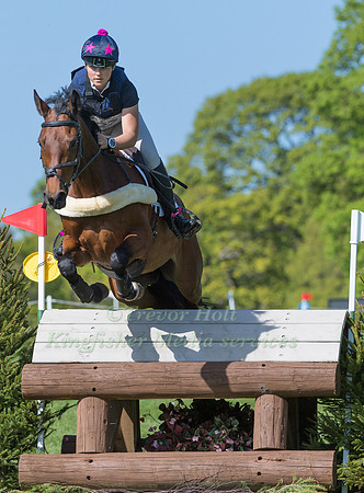 MEG MUNRO RIDING  KELLY