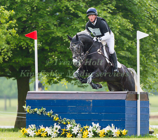 Oliver  Townend (GBR) riding  Shearwater Sportsfield