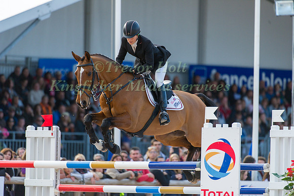 Sara Bullimore of Great Britain riding Valentino V