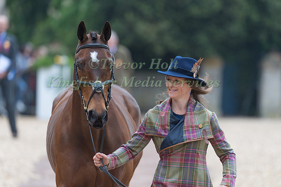 Katie Preston (GBR) and  Templar Justice