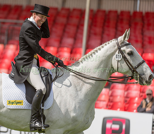 Louisa Milne Home (GBR) riding King Eider
