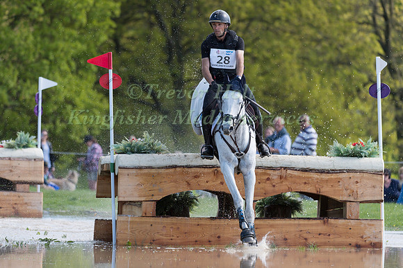 MATTHIEU VANLANDEGHEM (FRA) AND TROUBLE FETE ENE HN