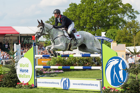 Oliver Townend (GBR) and Swallow Springs