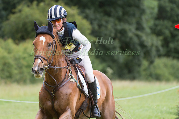 Caroline Powell (NZL) riding Onwards And Upwards