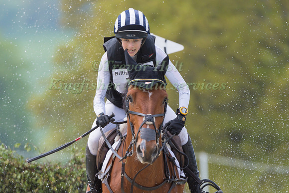 EDIE CAMPBELL RIDING  BRUNO FG