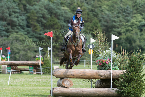 AMY WATSON AND FINESSE FLAGMOUNT JOY TAKING PART IN THE CROSS CO