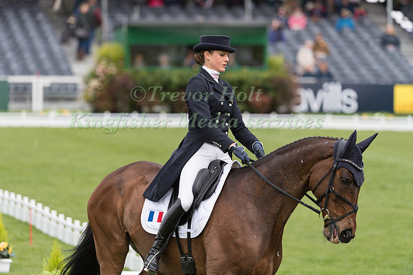 Clara Loiseau (FRA) and  Wont Wait