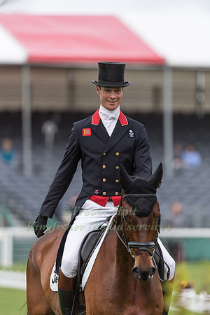 William Fox-Pitt (GBR) and  Little Fire