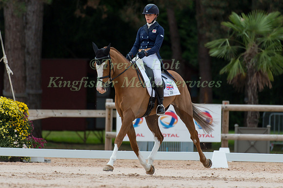 Emily King of Great Britain riding Dargun