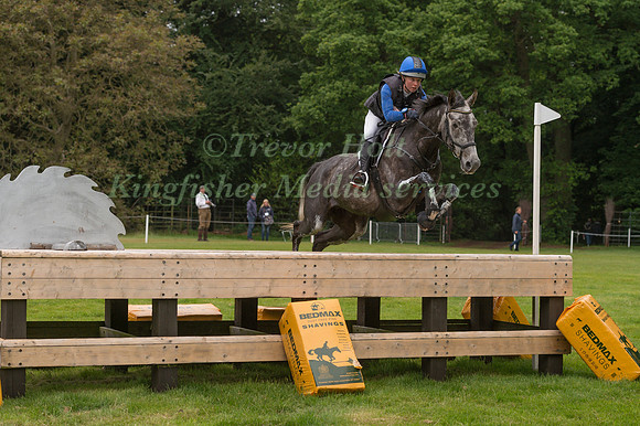 THERESE  VIKLUND (SWE) AND HERMANUS II