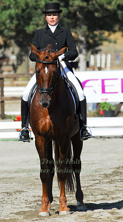 Elena and Melinik and Colombo