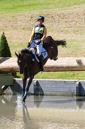 NICK GAUNTLETT (GBR) RIDING COSMIC ORDER