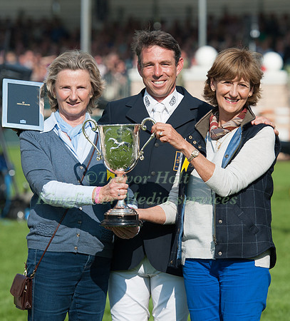 Sam Griffths (Aus) with Owners Mrs Dinah Posford and Mrs Juliet Donald
