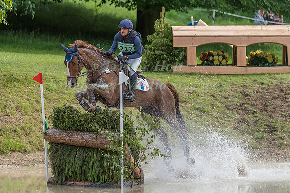 GEOFFROY  SOULLEZ (FRA) AND QOKORY KO