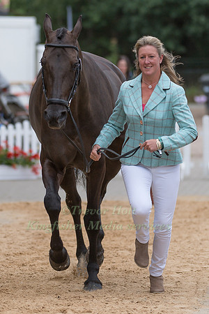 NICOLA WILSON (GBR) AND BULANA