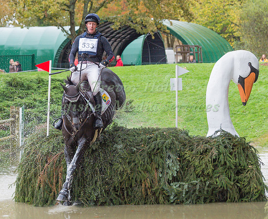 OLIVER TOWNEND AND MHS KING JOULES