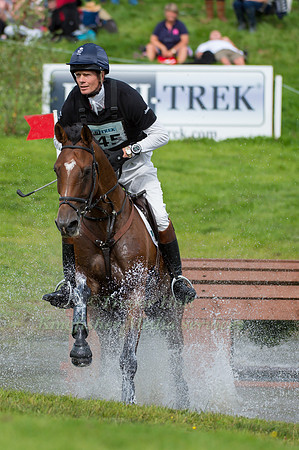 WILLIAM FOX-PITT (GBR) RIDING VOLCAN DU BARQUET