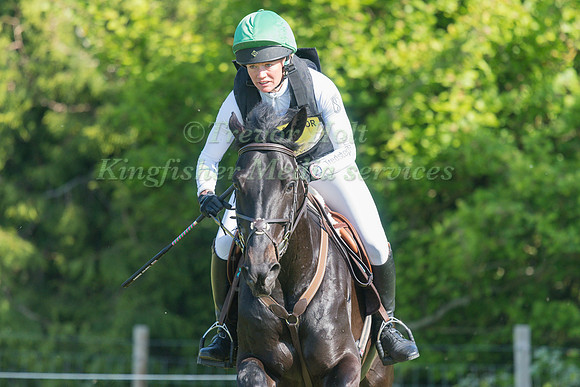 LAUREN BLADES AND EDELWEIS V