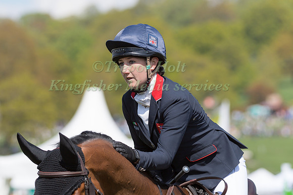 LAURA COLLETT AND  LONDON 52