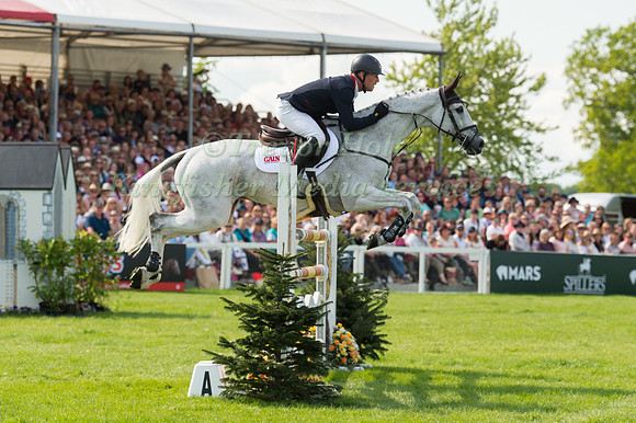 Oliver Townend (GBR) and Swallow Springs