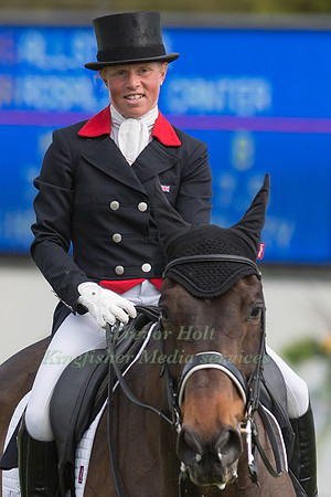 ROSALIND CANTER  (GBR) RIDING  ALLSTAR B