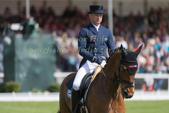 MICHAEL JUNG GER) RIDING  LA BIOSTHETIQUE - SAM FBW
