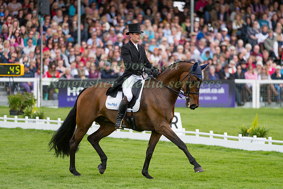 ALEXANDER BRAGG (GBR) RIDING  REDPATH RANSOM