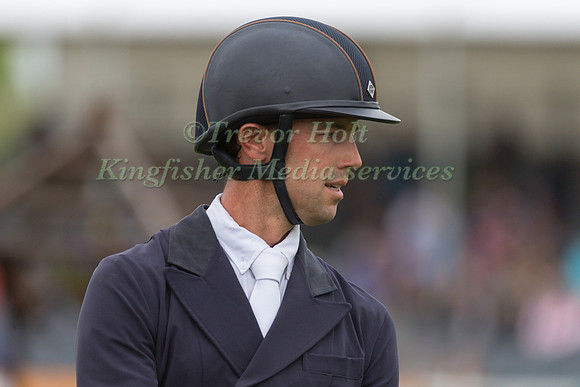 WILLIAM COLEMAN (USA) RIDING  OBOS O'REILLY