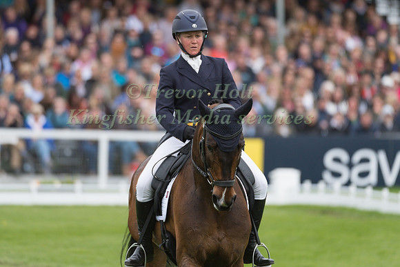 EMILIE CHANDLER (GBR) RIDING  COOPERS LAW